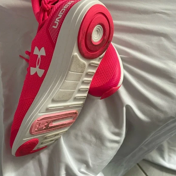 Pink and white under armour runners - Picture 3 of 3